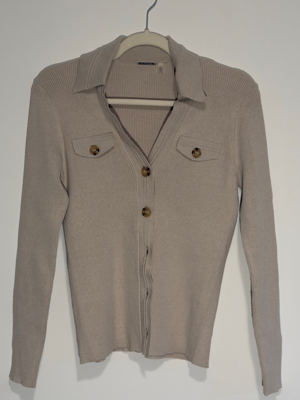 Elie Tahari Beige Ribbed Button-Front Cardigan